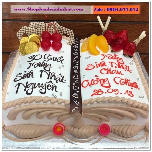 Bánh Sinh Nhật Cuốn Sách - RT07